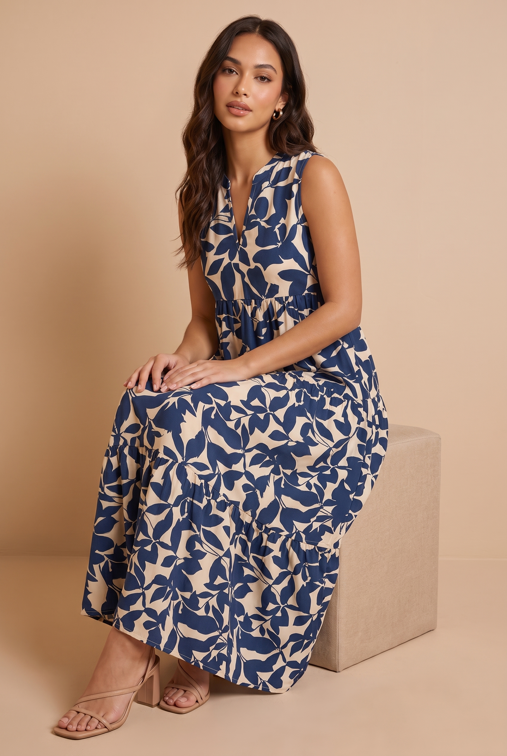 Isabelle Tiered Floral Midi Dress