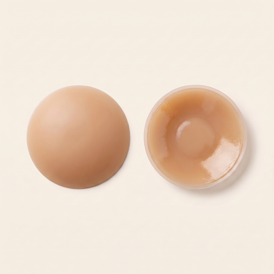Reusable silicone nipple covers in Latte